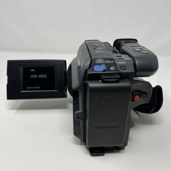 Panasonic PV-L501D Palmcorder Palmsight VHS-C Camcorder Video‎ Camera w/ Extras - Picture 2 of 16